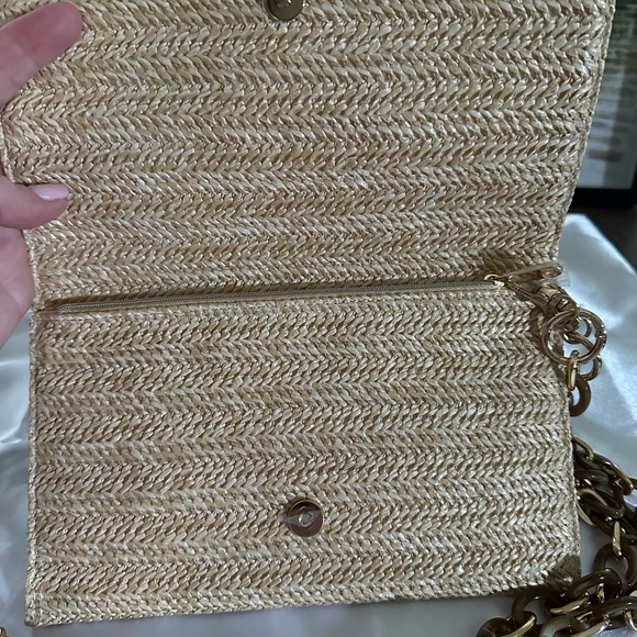 DIOR BEAUTY Crossbody CLUTCH/BAG/POUCH Comes with box. - Picture 4 of 8